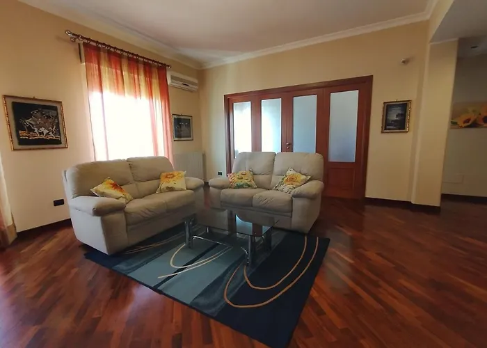 I Girasoli Short Rent דירה